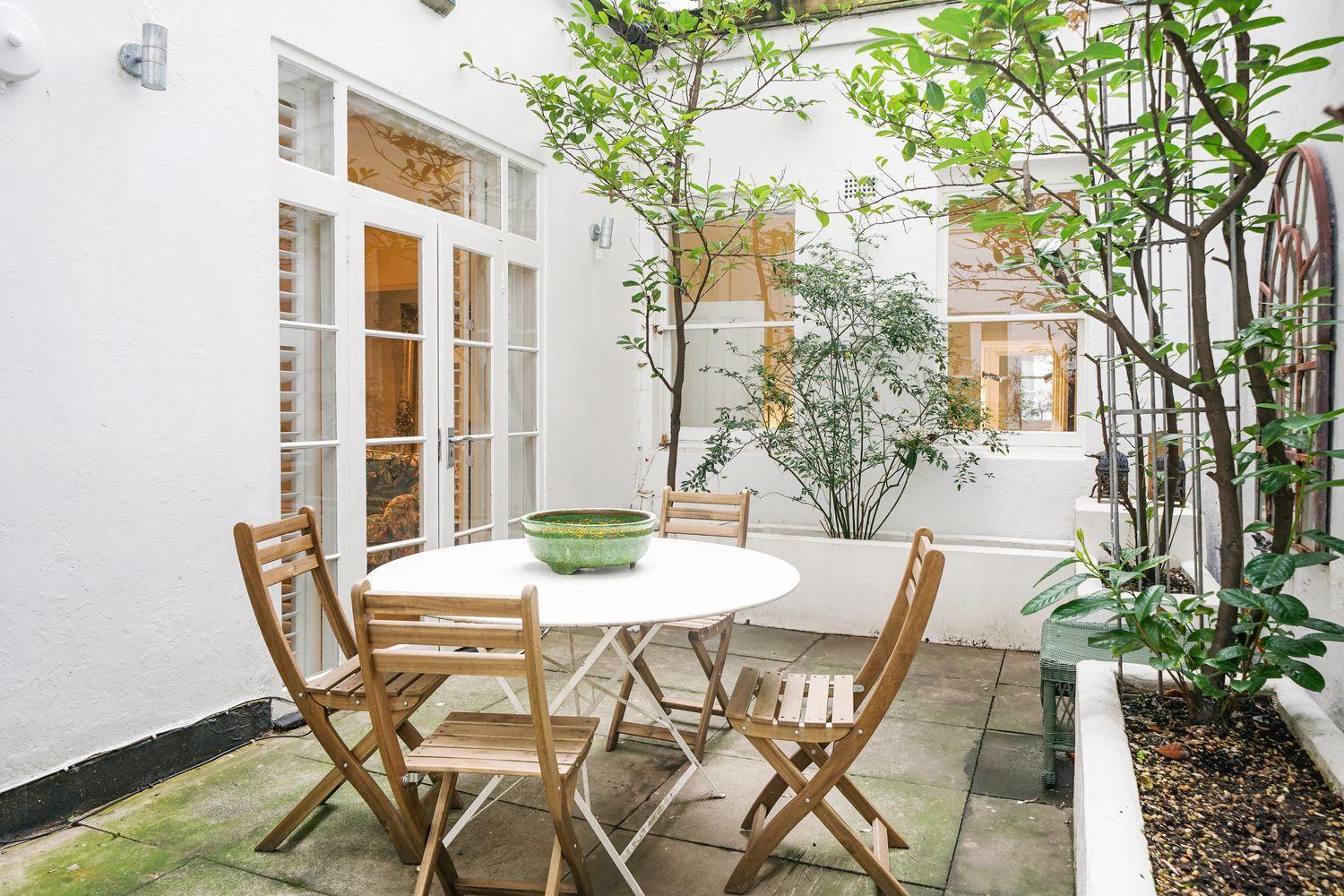 Hububb Luxury Queen's Gate Garden
