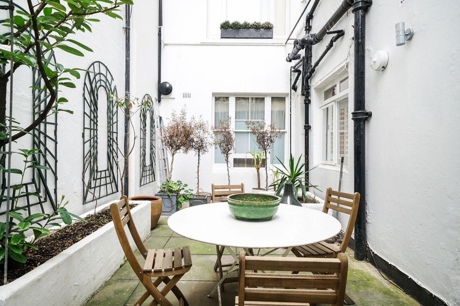 Hububb Luxury Queen's Gate Garden