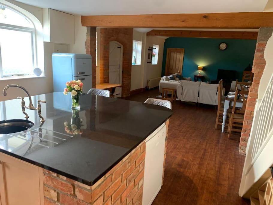 The Stables, quiet & central to Bingham view 5