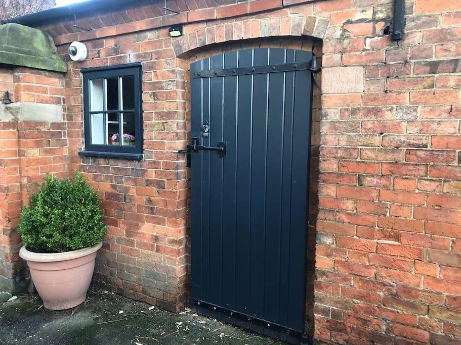 The Stables, quiet & central to Bingham view 3