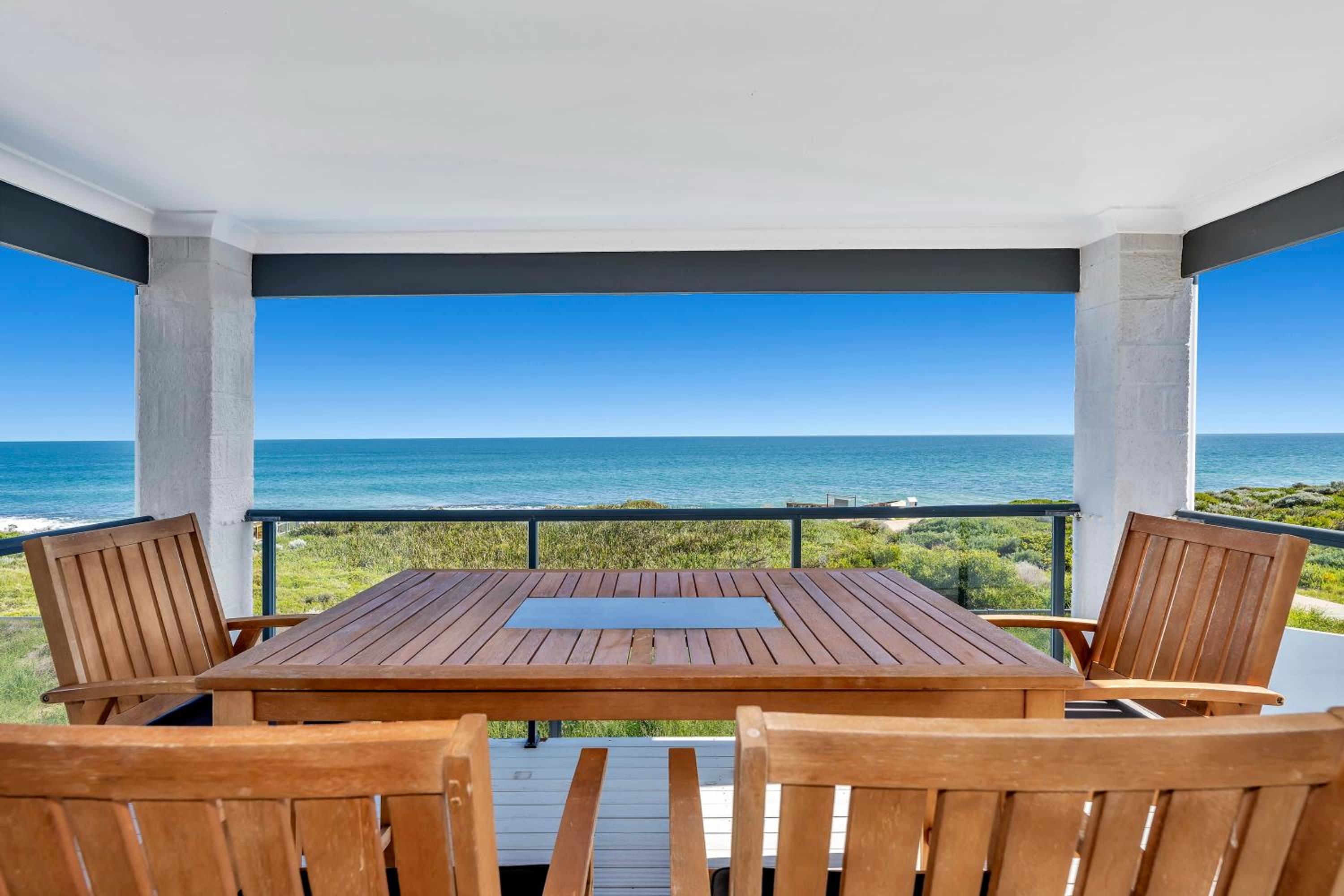 Beachfront Bliss - Private Pool and Beach Access