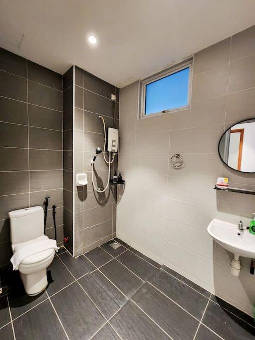 Railway Stylish Homestay (3BR3B) 6pax by Cowidea