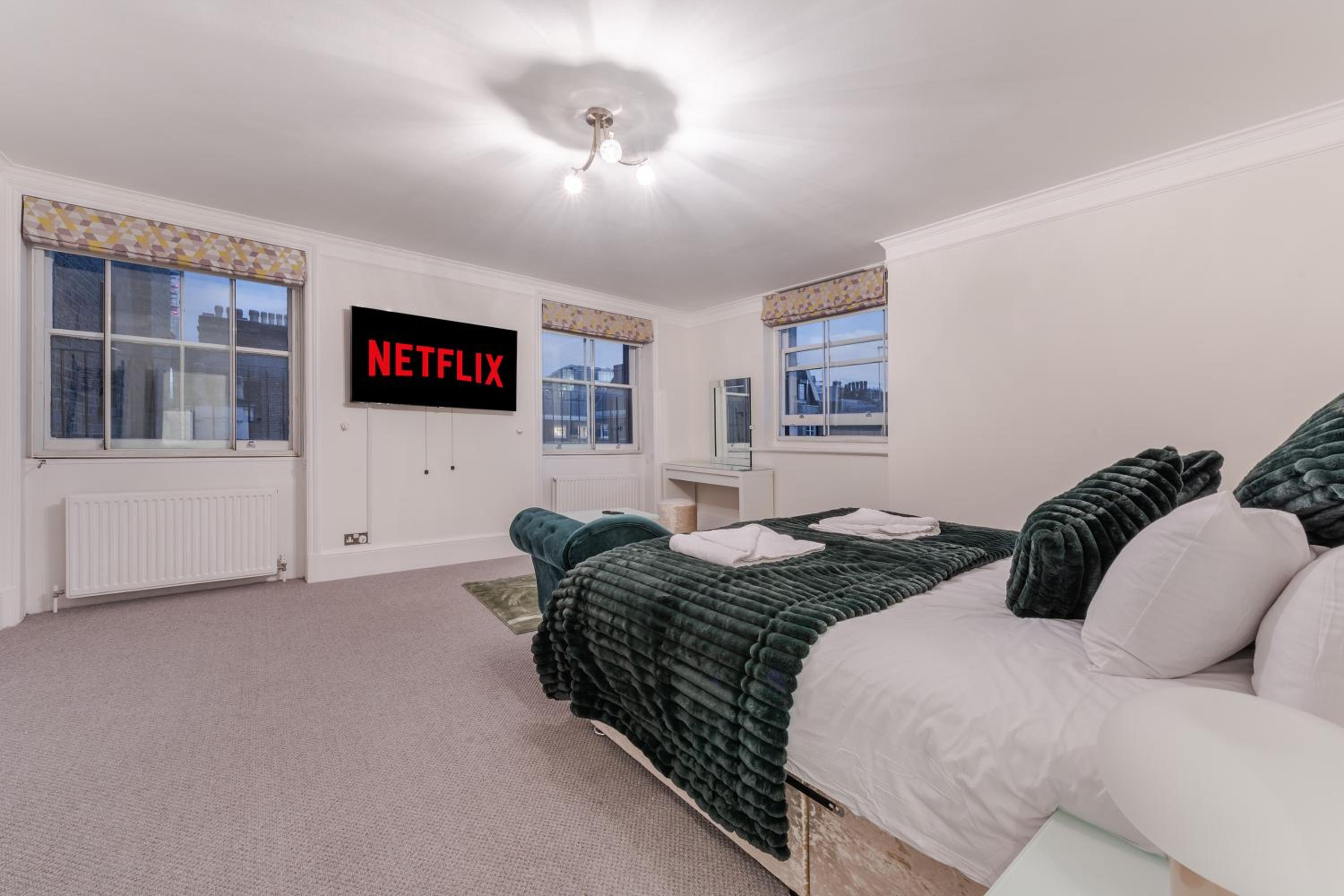 Modern London Luxury 3Bed 3Bathroom Retreat 6HS