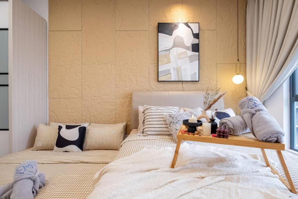 Chic Getaway Sweet Families3BR2Bath8pax, Aeon, MITEC