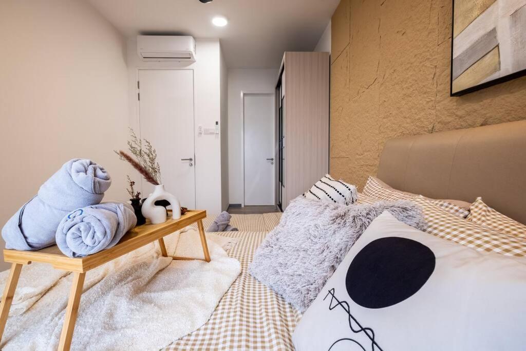 Chic Getaway Sweet Families3BR2Bath8pax, Aeon, MITEC