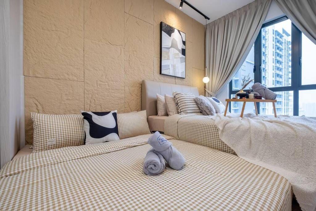 Chic Getaway Sweet Families3BR2Bath8pax, Aeon, MITEC