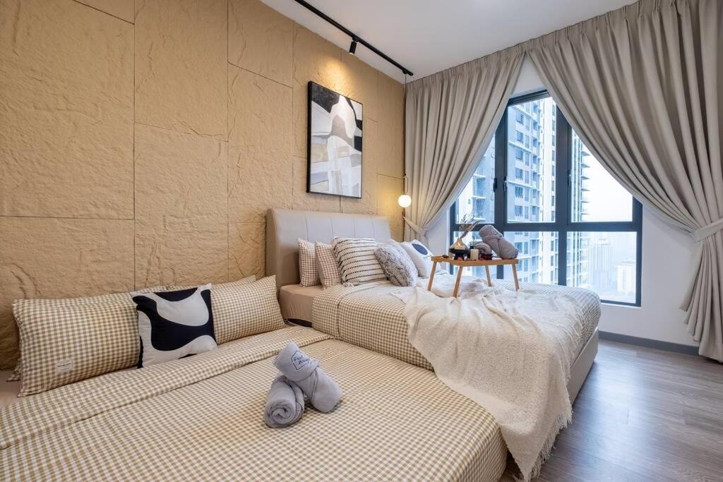 Chic Getaway Sweet Families3BR2Bath8pax, Aeon, MITEC