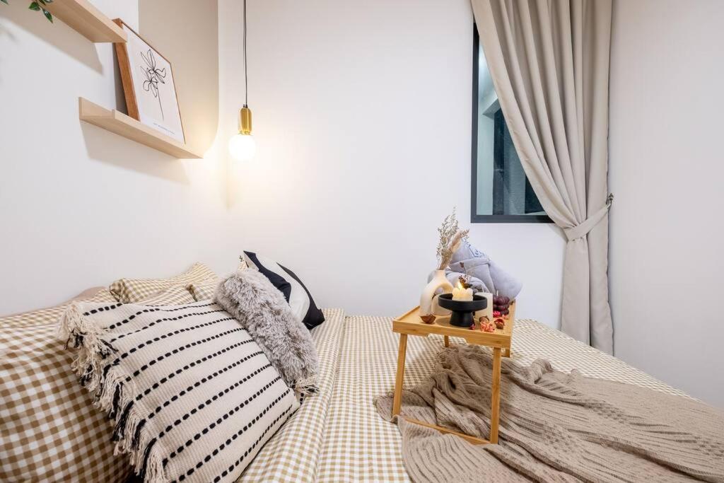 Chic Getaway Sweet Families3BR2Bath8pax, Aeon, MITEC