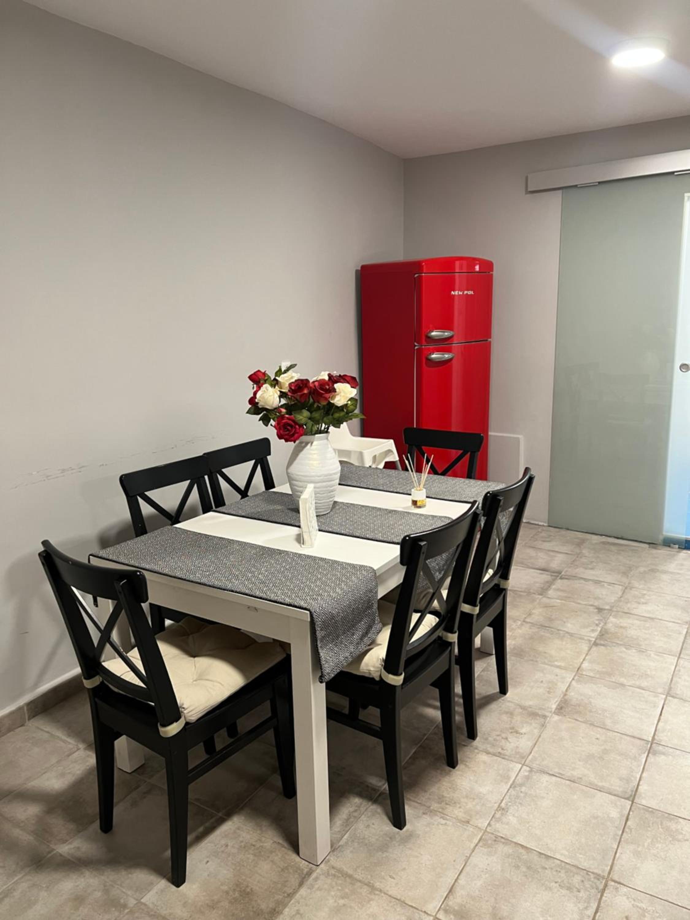Encantador alojamiento con acceso a piscina compartida
