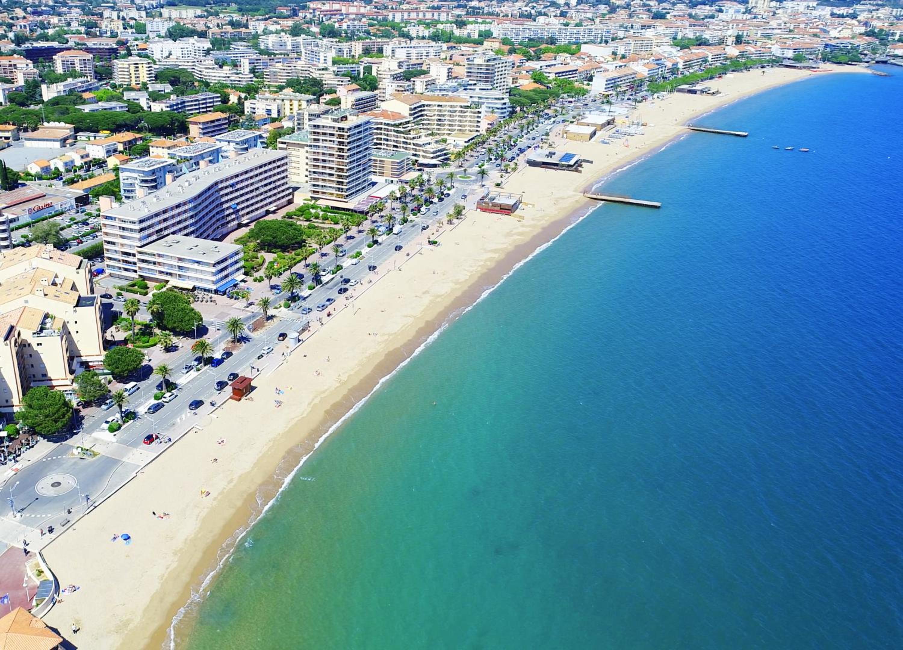 Frejus Vacations - L'Oasis Hotel - Property Image 2