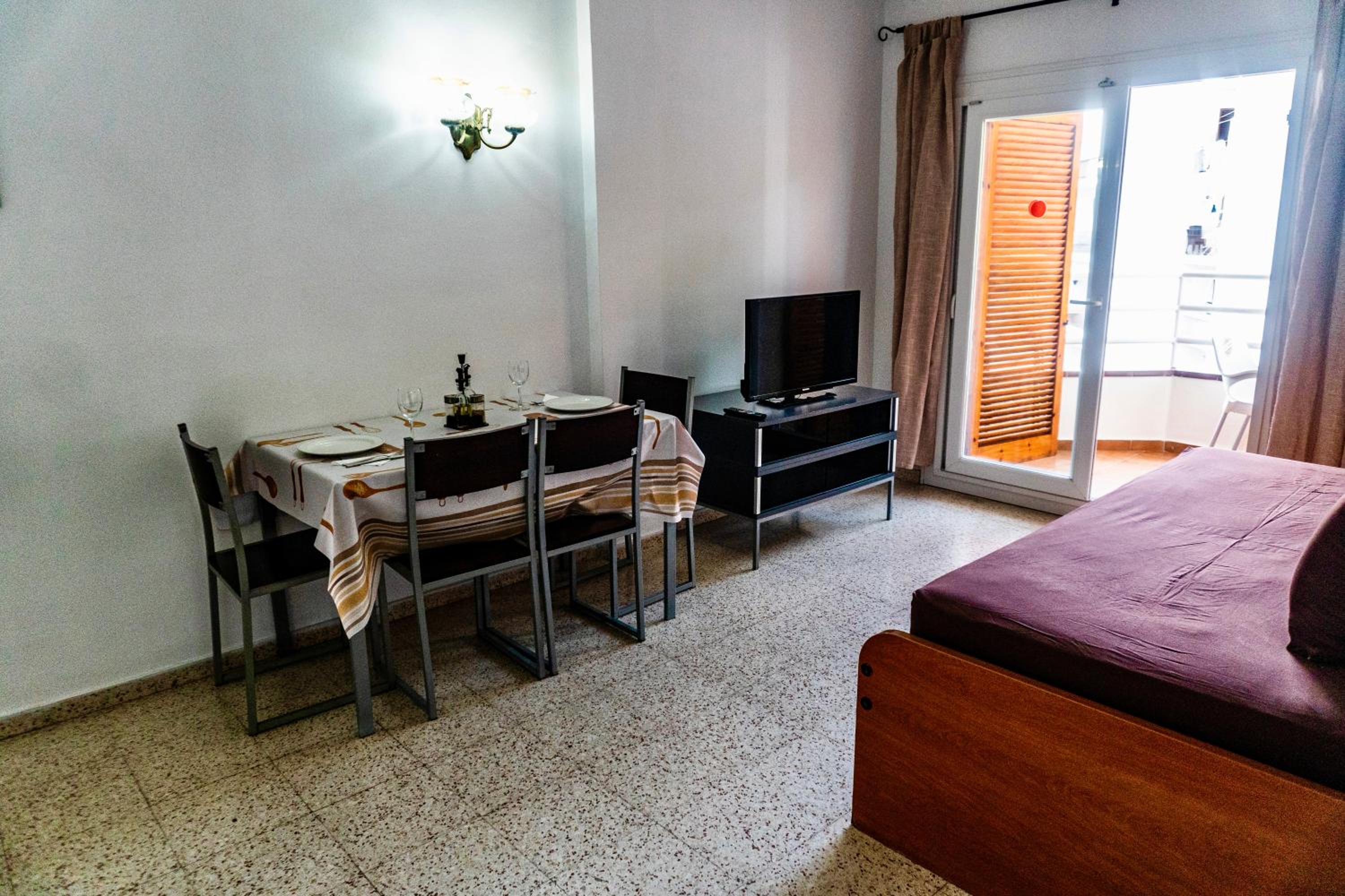 Eva Aparthotel