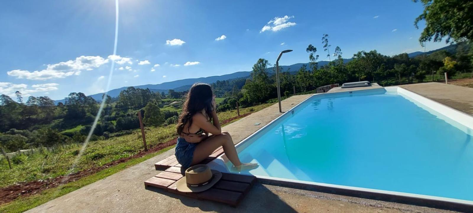 Sítio Âmbar - Piscina, Wi-fi e lago de pesca !