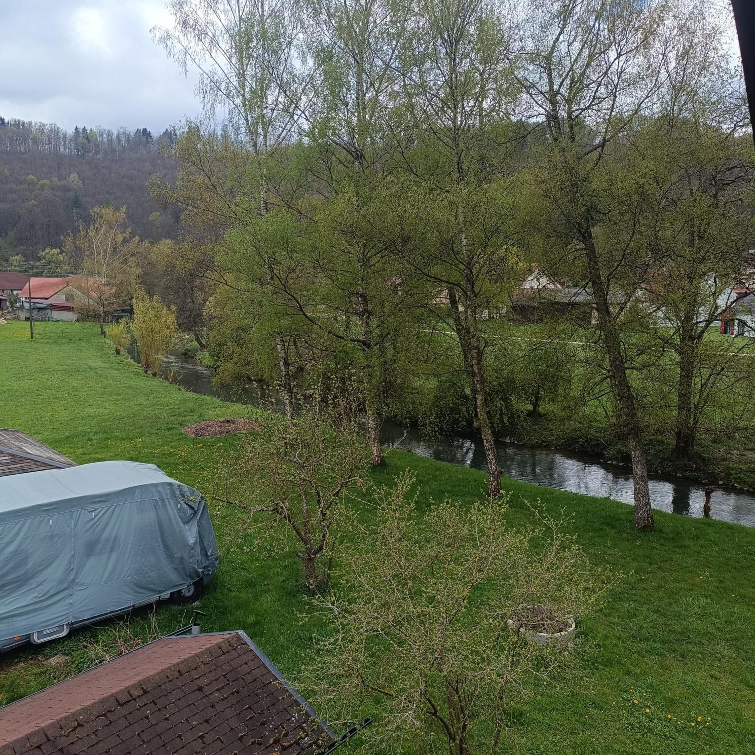 Burgenwelt im wilden Süden
