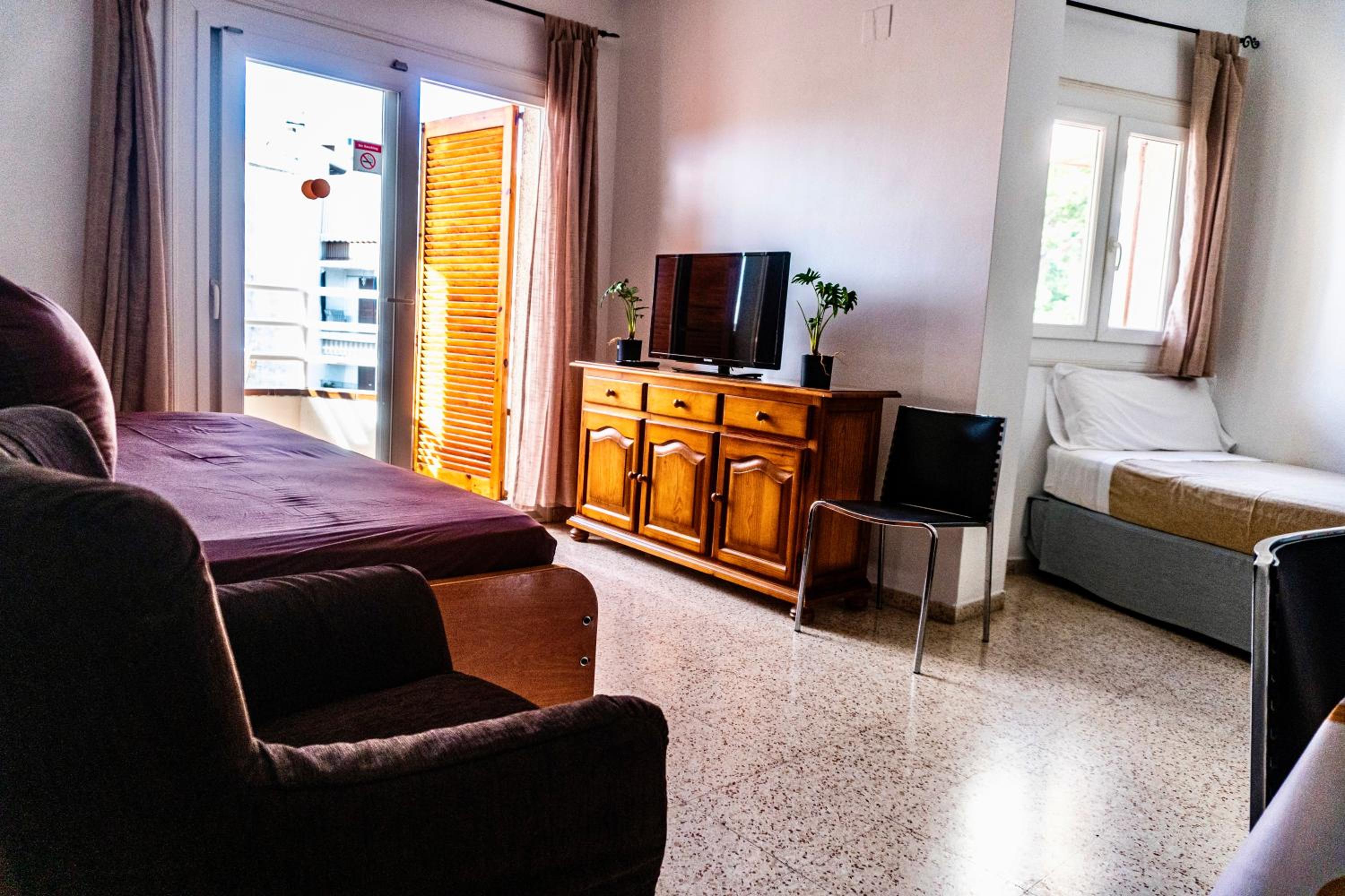 Eva Aparthotel