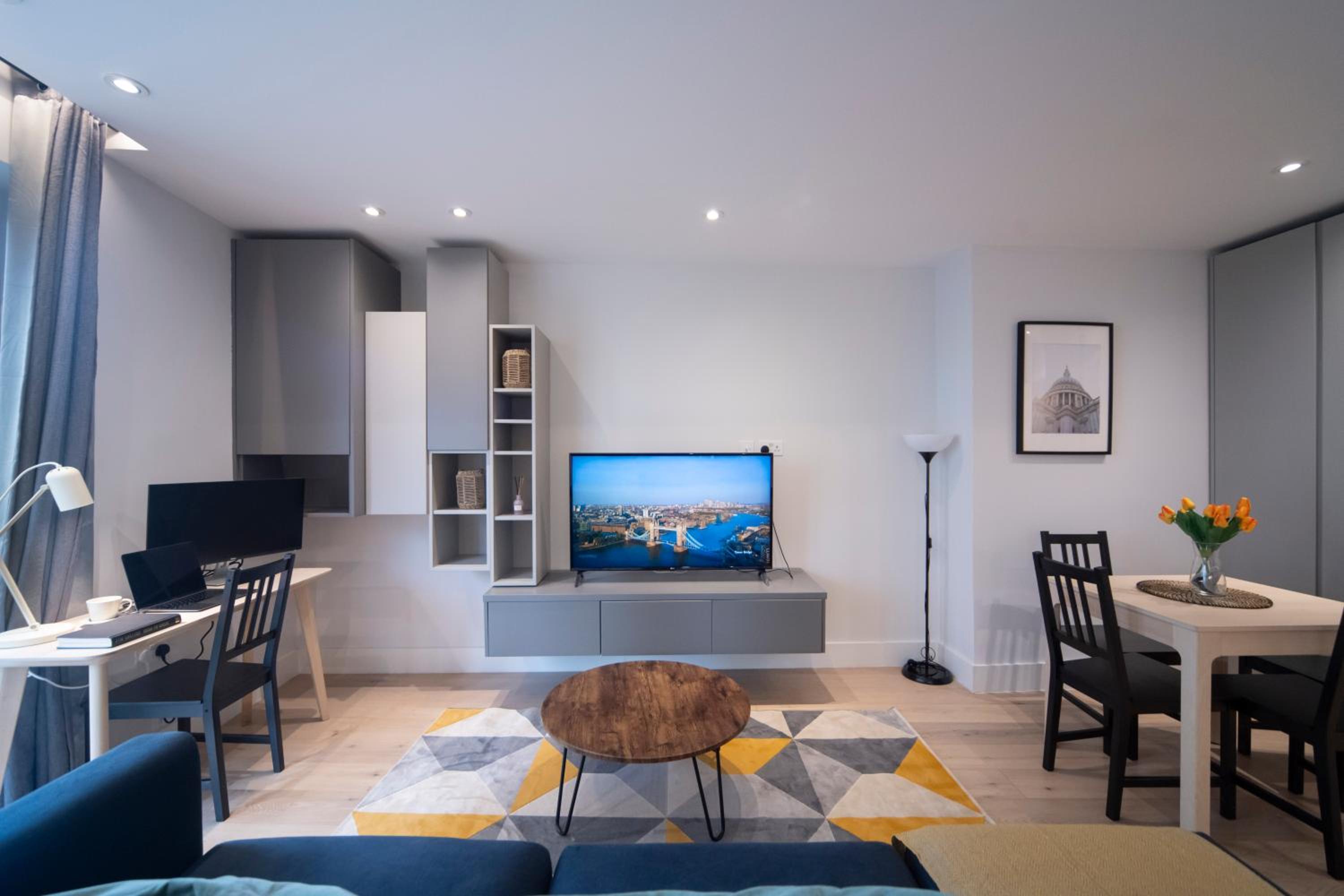 Spacious & Smart Studio Flat with Balcony - Zone1