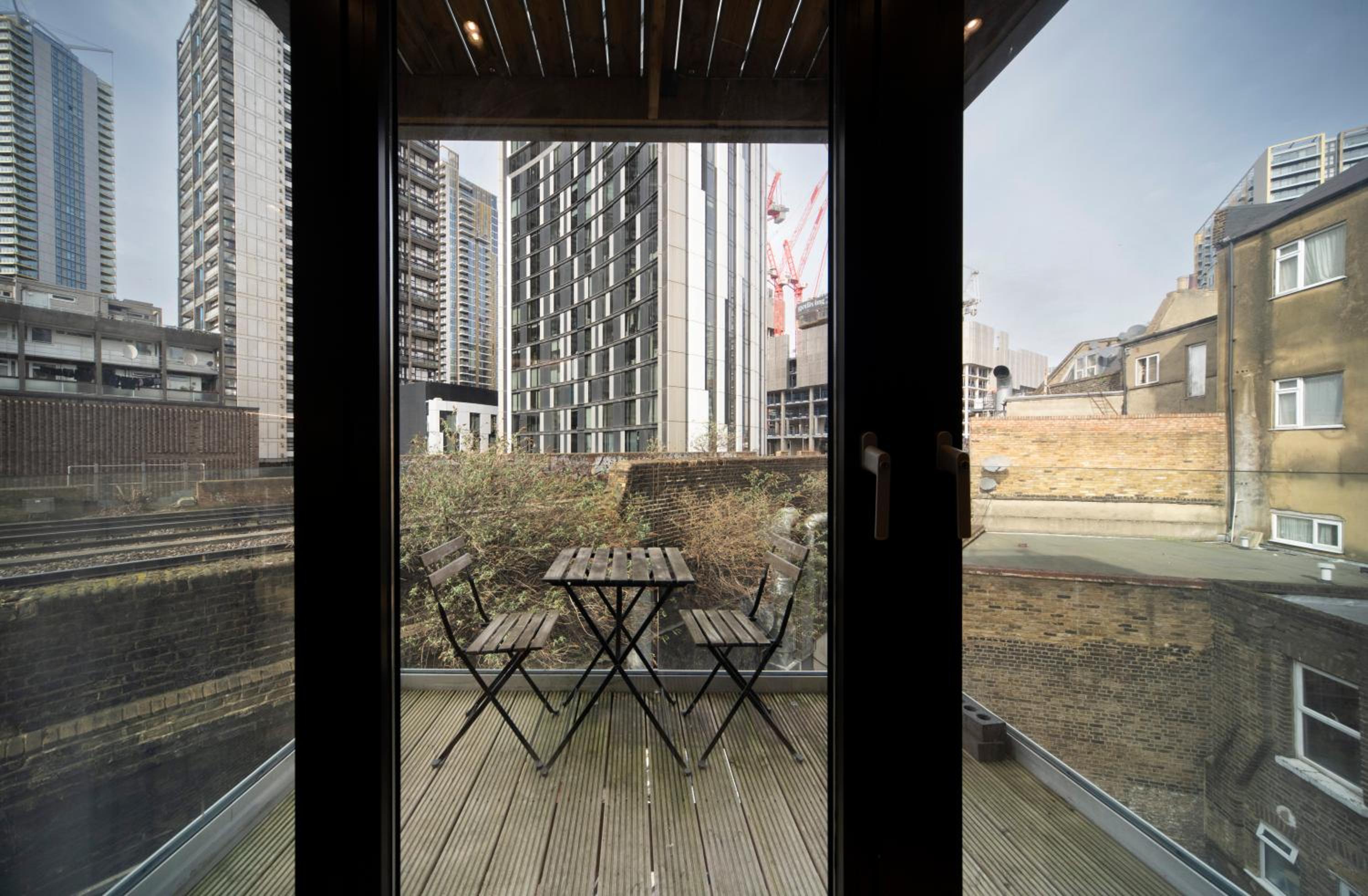 Spacious & Smart Studio Flat with Balcony - Zone1