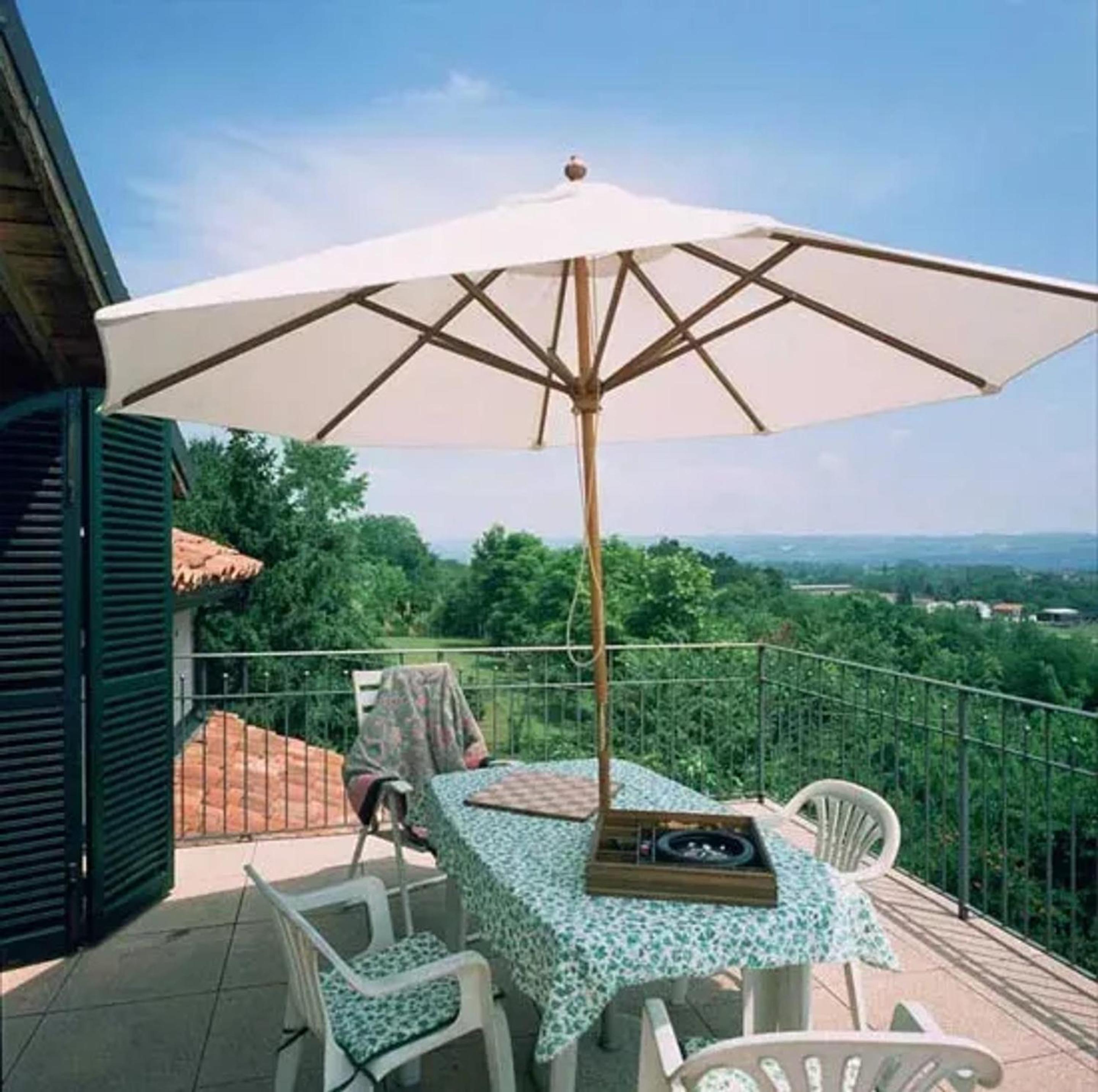 Modern apartment with garden in Carru 70 sqm private parking view 2