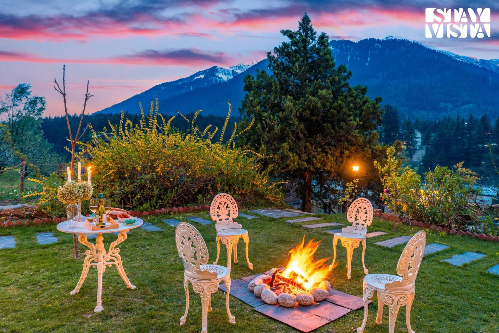 StayVista at Snowdrop House Manali Near Mall Road with Bonfire view 2