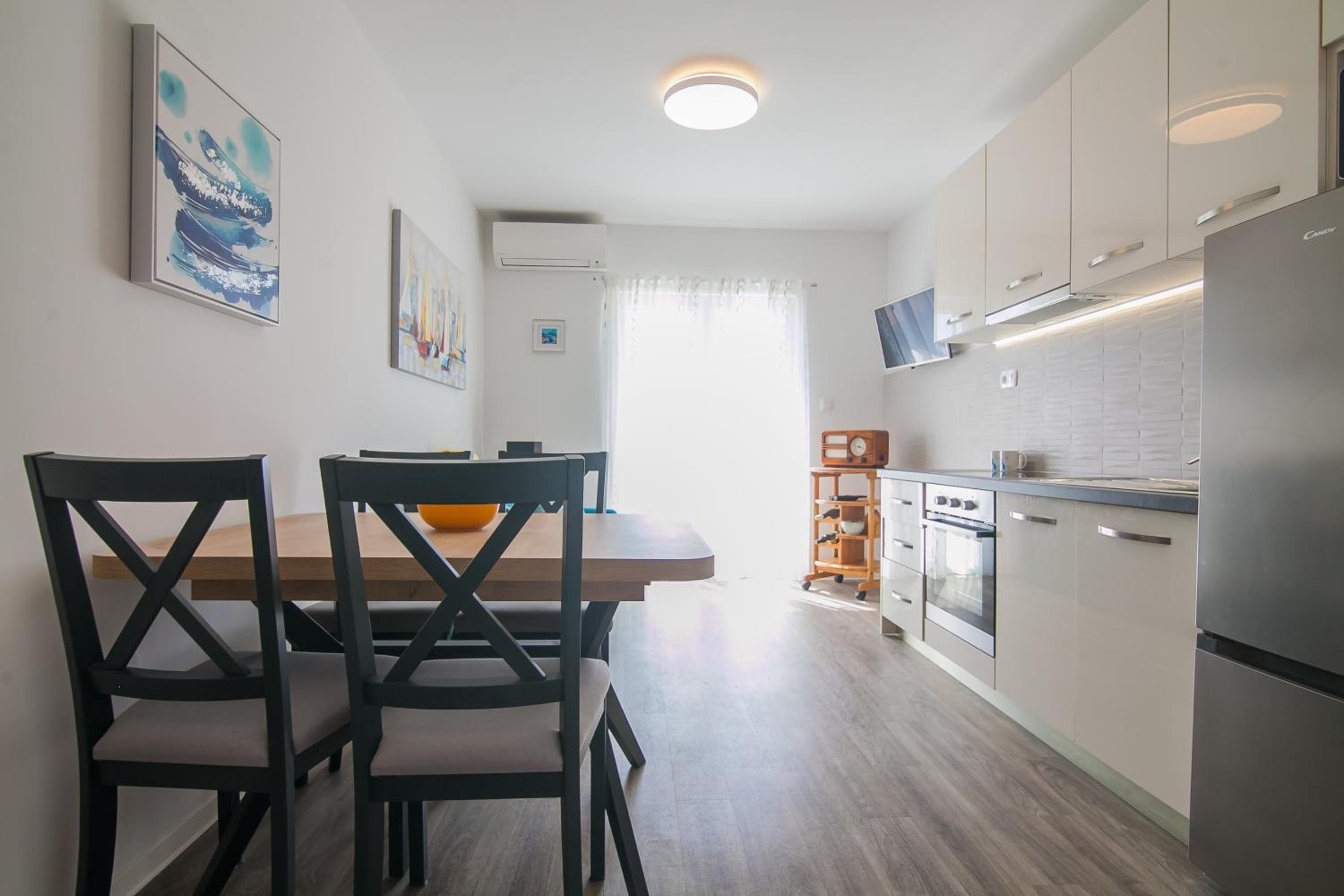 Sirius Apartments - Free Private Parking