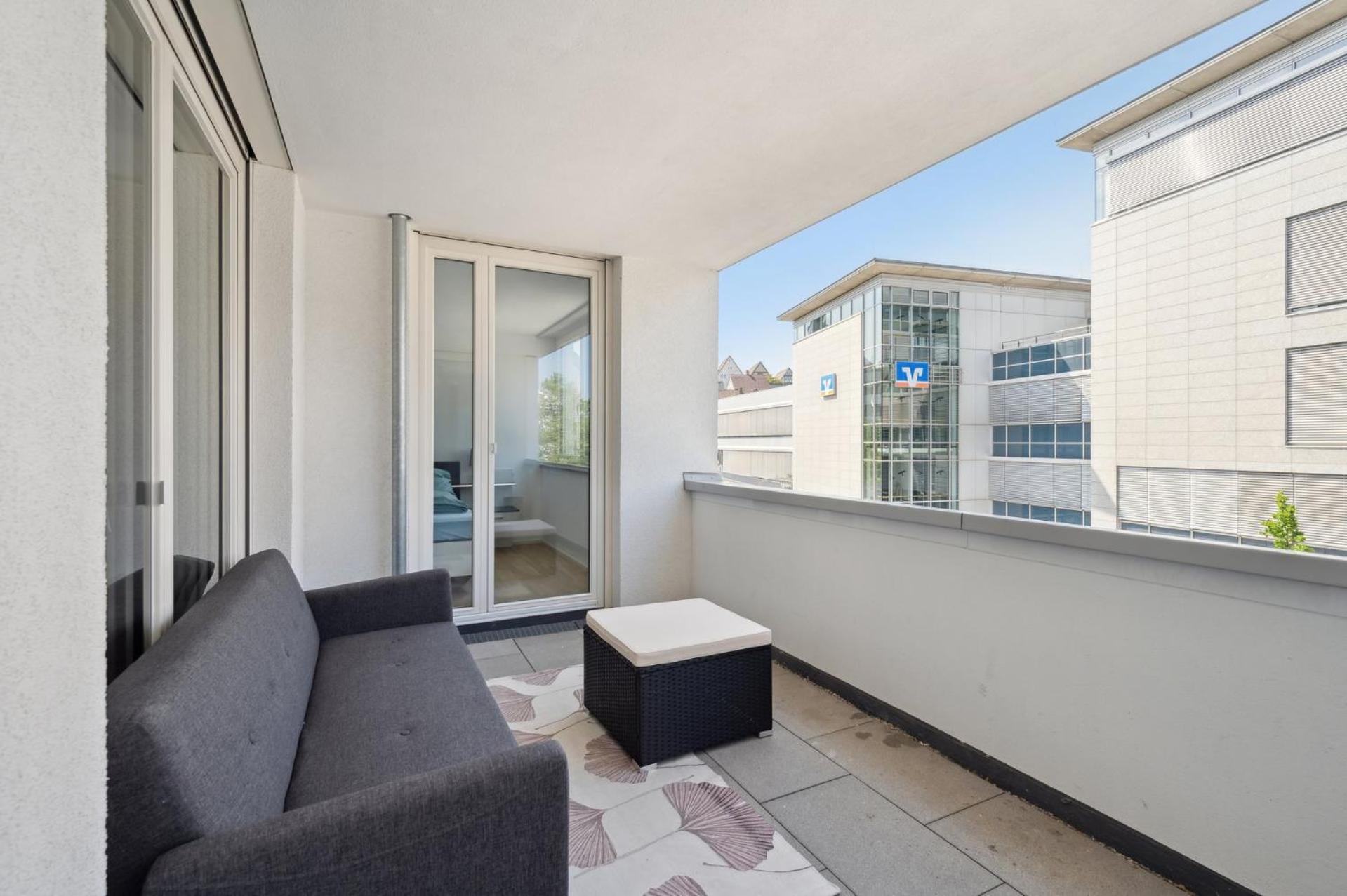 EXQUIS 4BR Design Apart-Haus I 2 Parken I Balkon