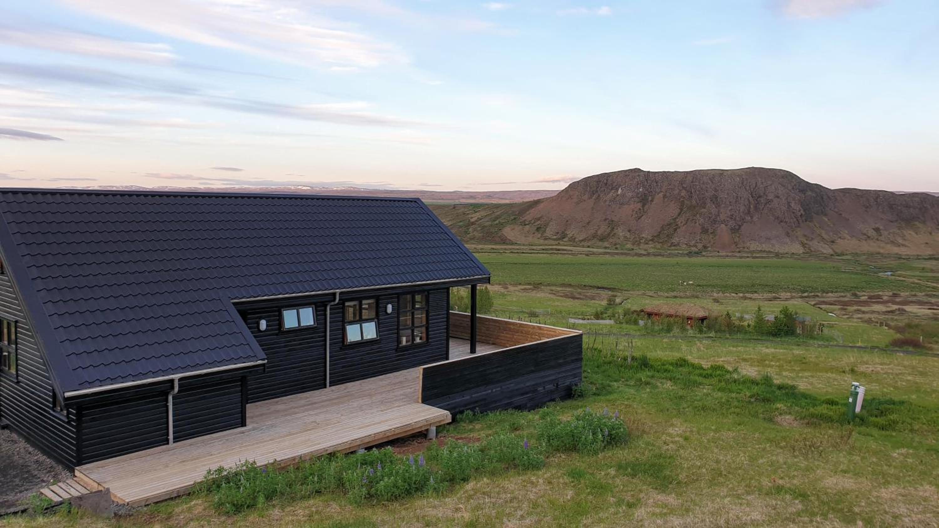 Geysir Cabins - Golden Circle Cabin only 800m from Geysir view 2