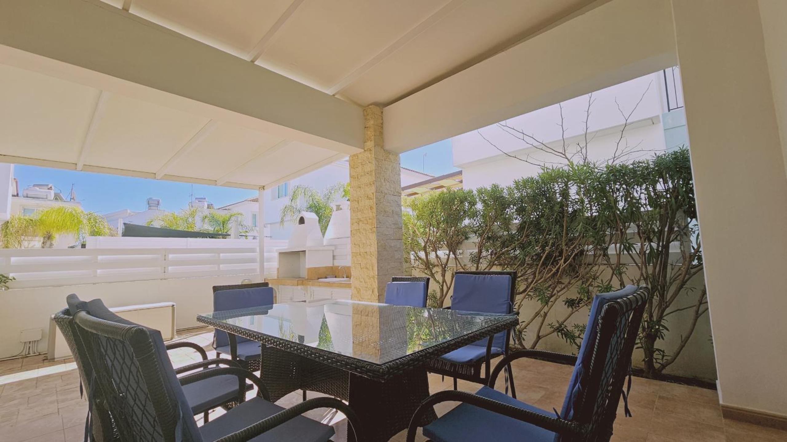 STAY Blue Bay Villa