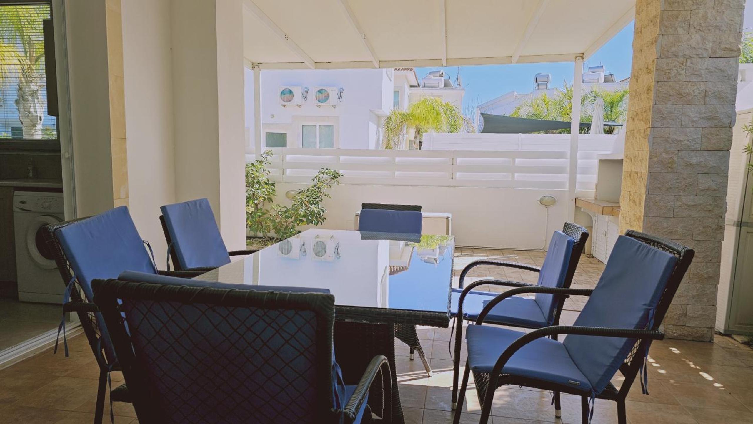 STAY Blue Bay Villa