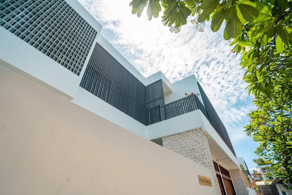 Hotel Pradha Kuta, 3 BDR, 3 minutes from seminyak beach - Image 1