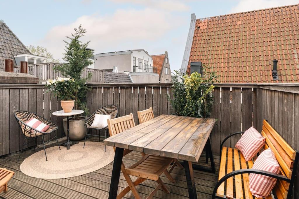 Rooftop Retreat photo 4