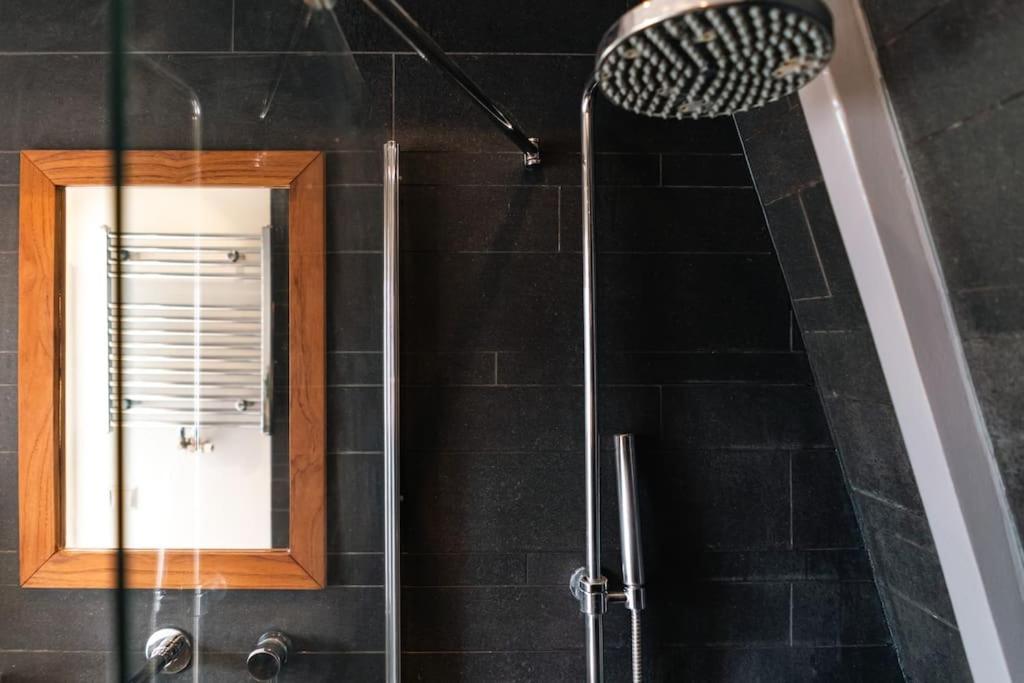 Rooftop Retreat photo 5