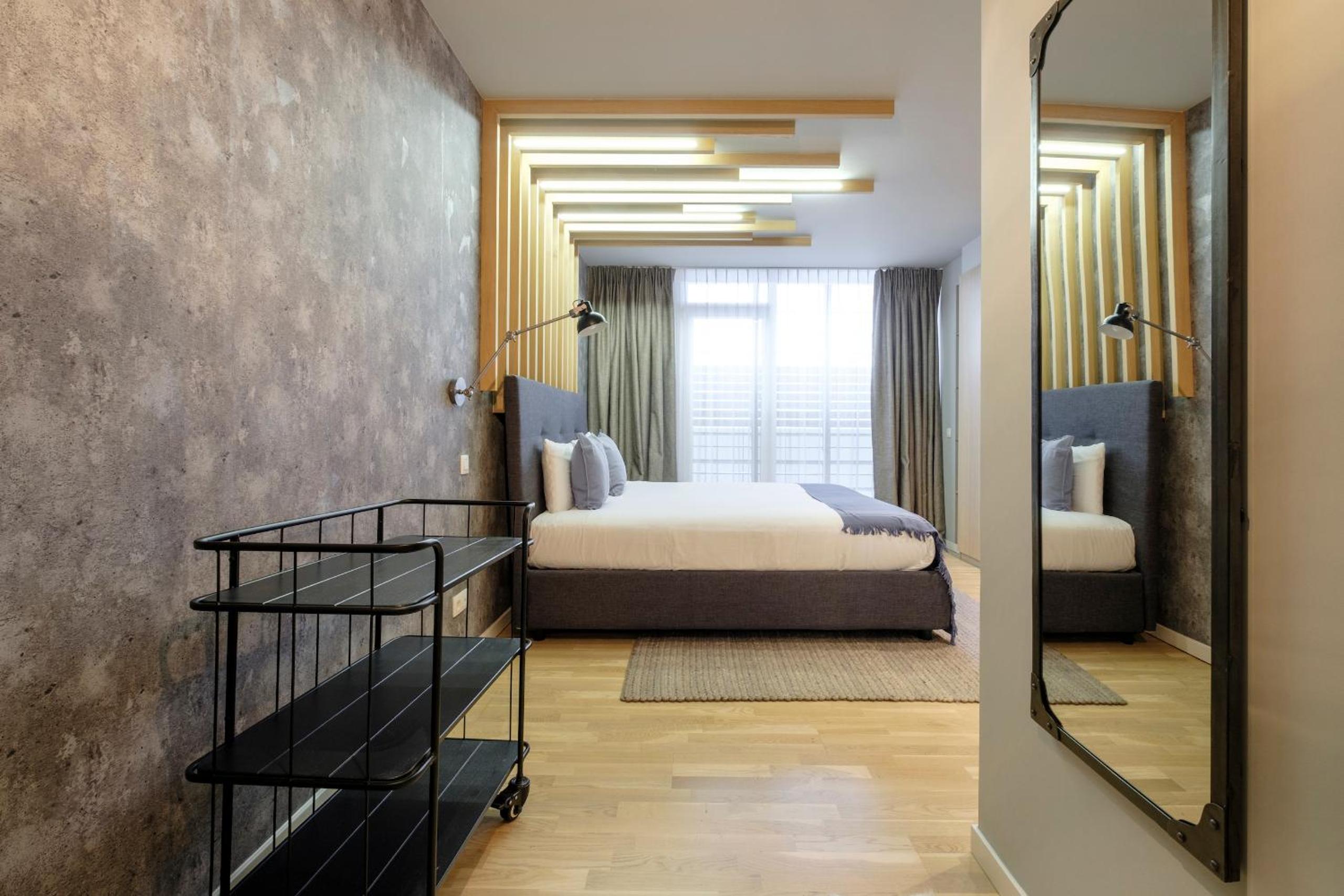 Beautiful 1 bedroom apartment close to Parc de Bruxelles