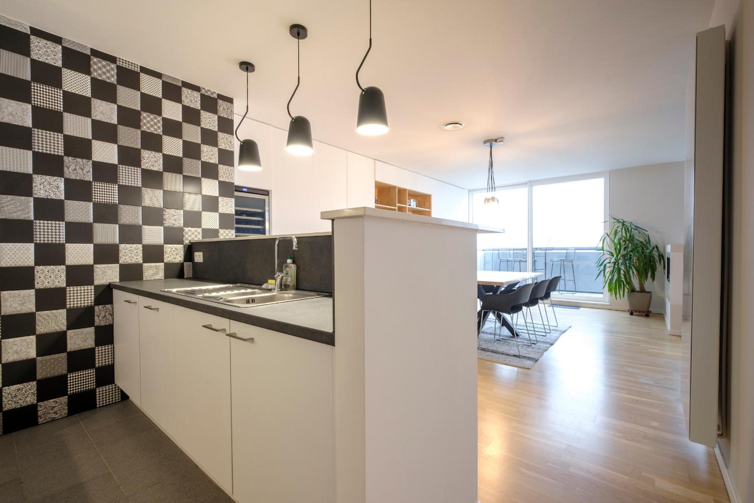 Beautiful 1 bedroom apartment close to Parc de Bruxelles