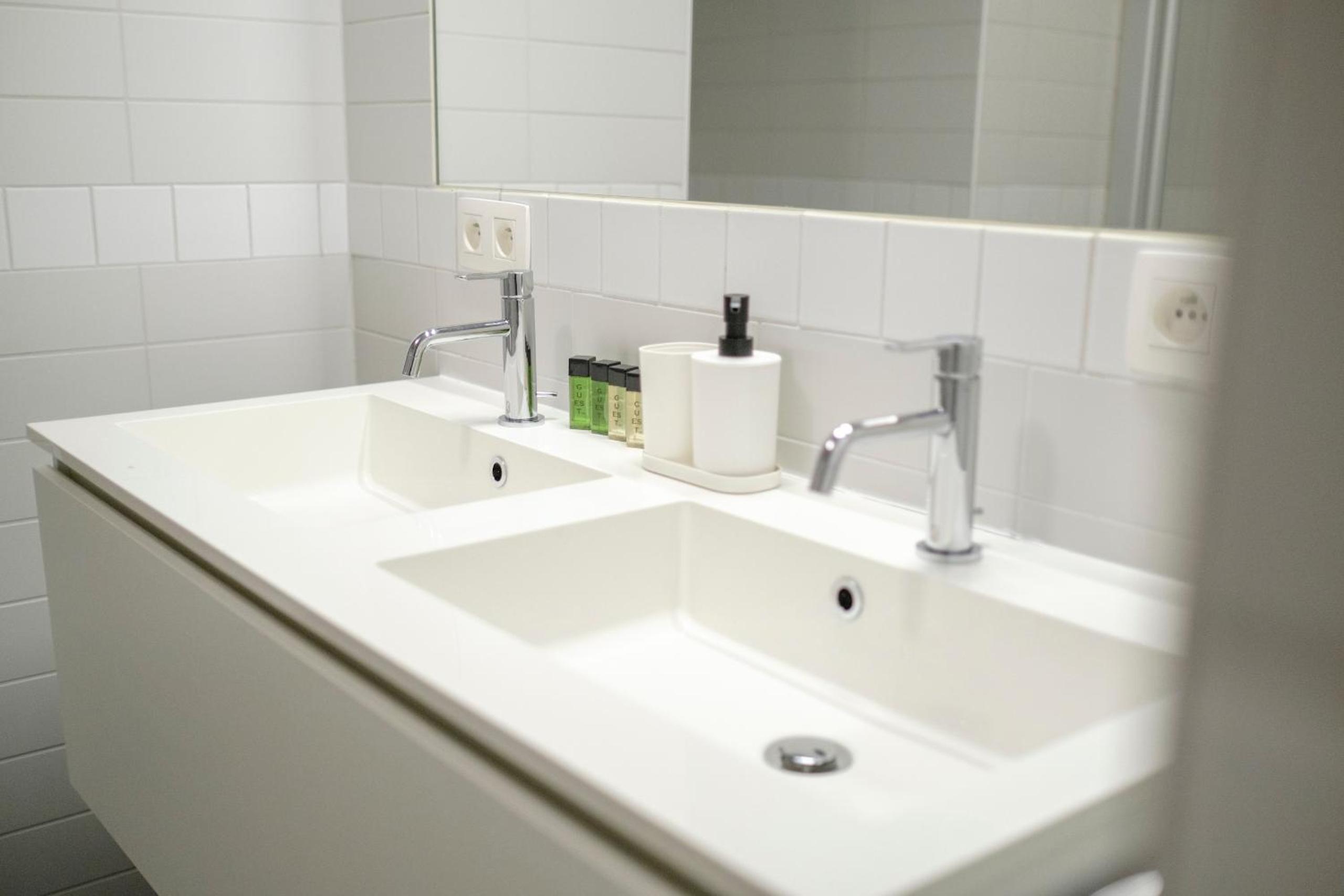 Beautiful 1 bedroom apartment close to Parc de Bruxelles