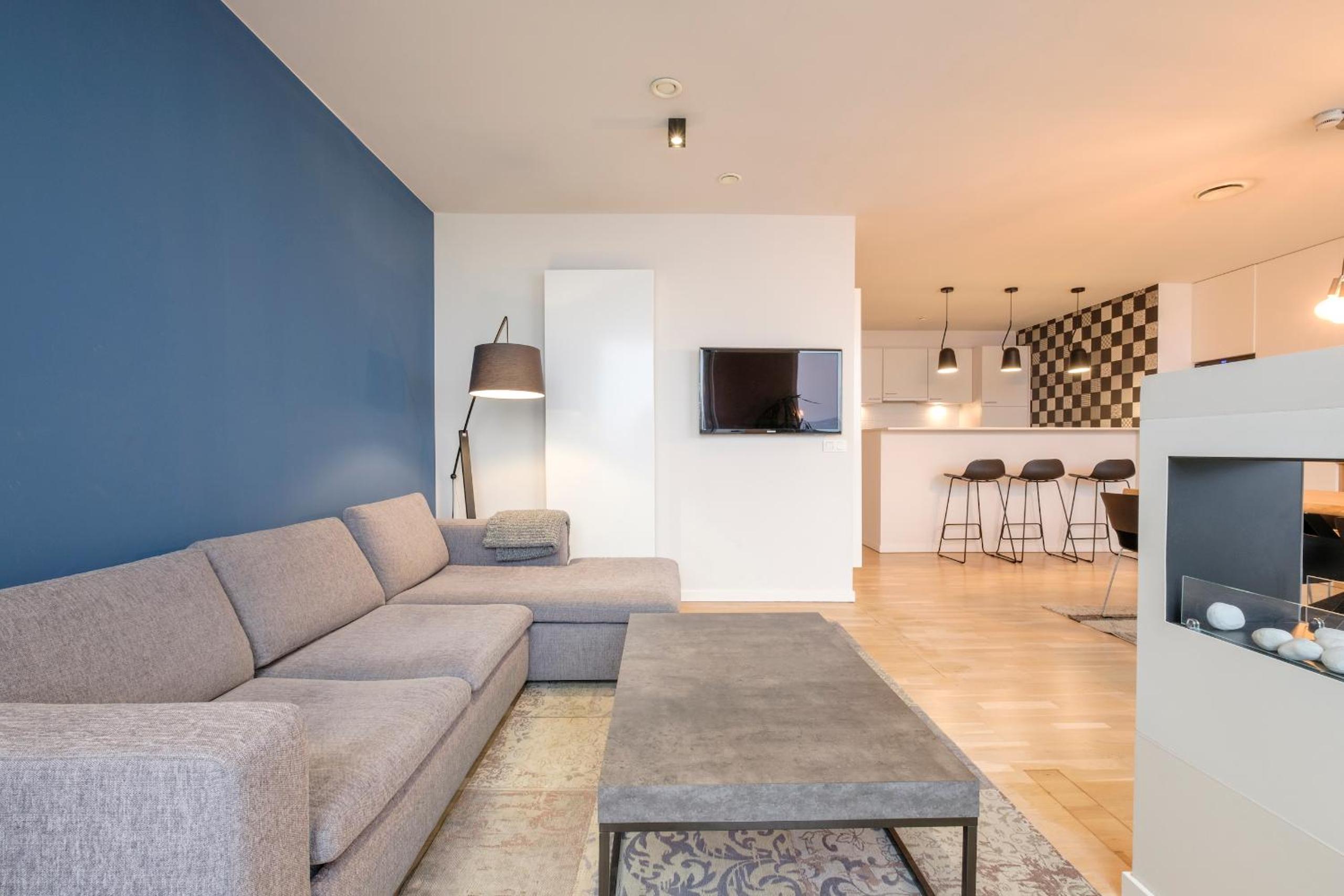 Beautiful 1 bedroom apartment close to Parc de Bruxelles