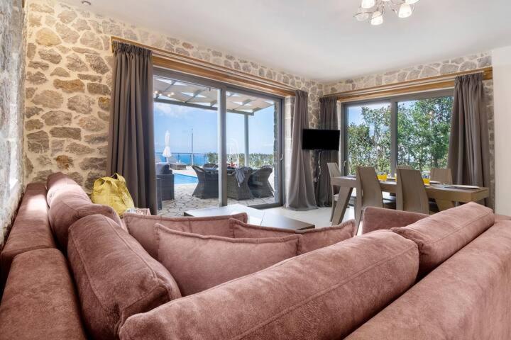 Villas Goudis