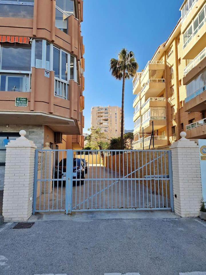 Amplio Apartamento con Terraza en Primera Linea de Playa