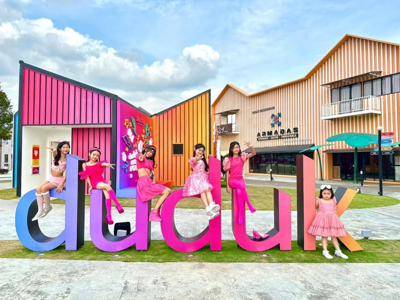 Little Theatre Home Setia Indah Austin