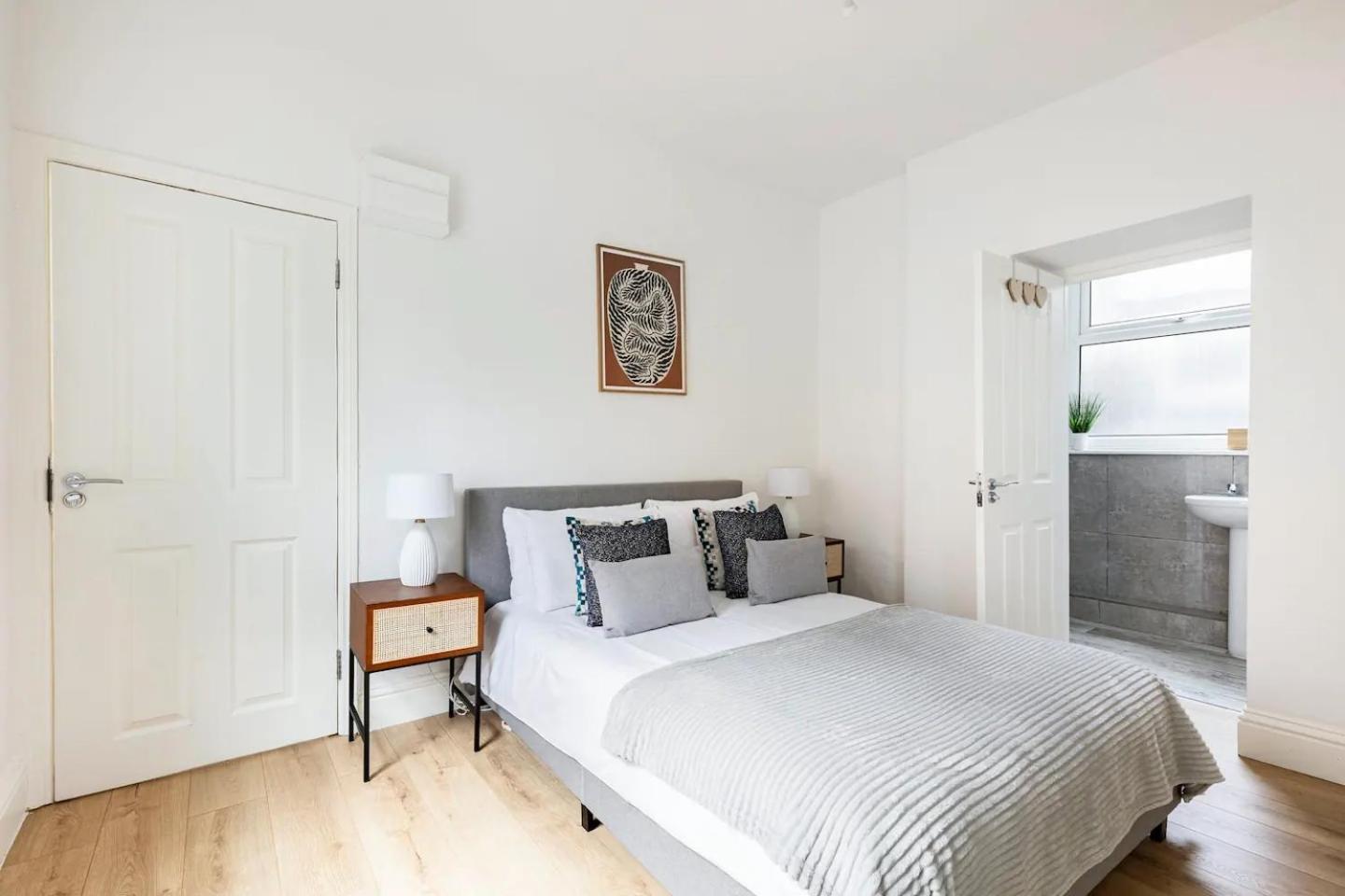 Stylish one bedroom apartment in Greater London