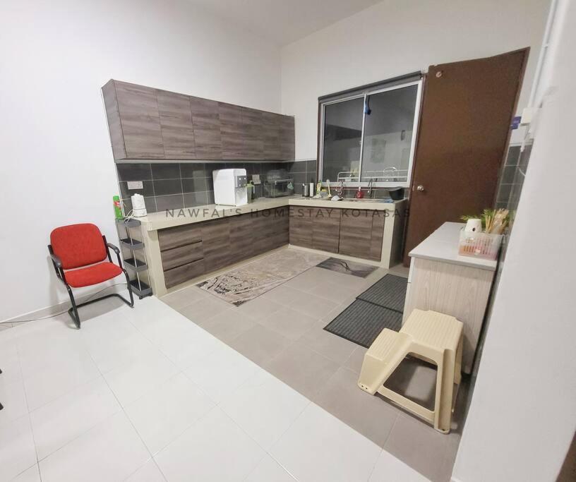 Nawfal Homestay Kotasas photo 2