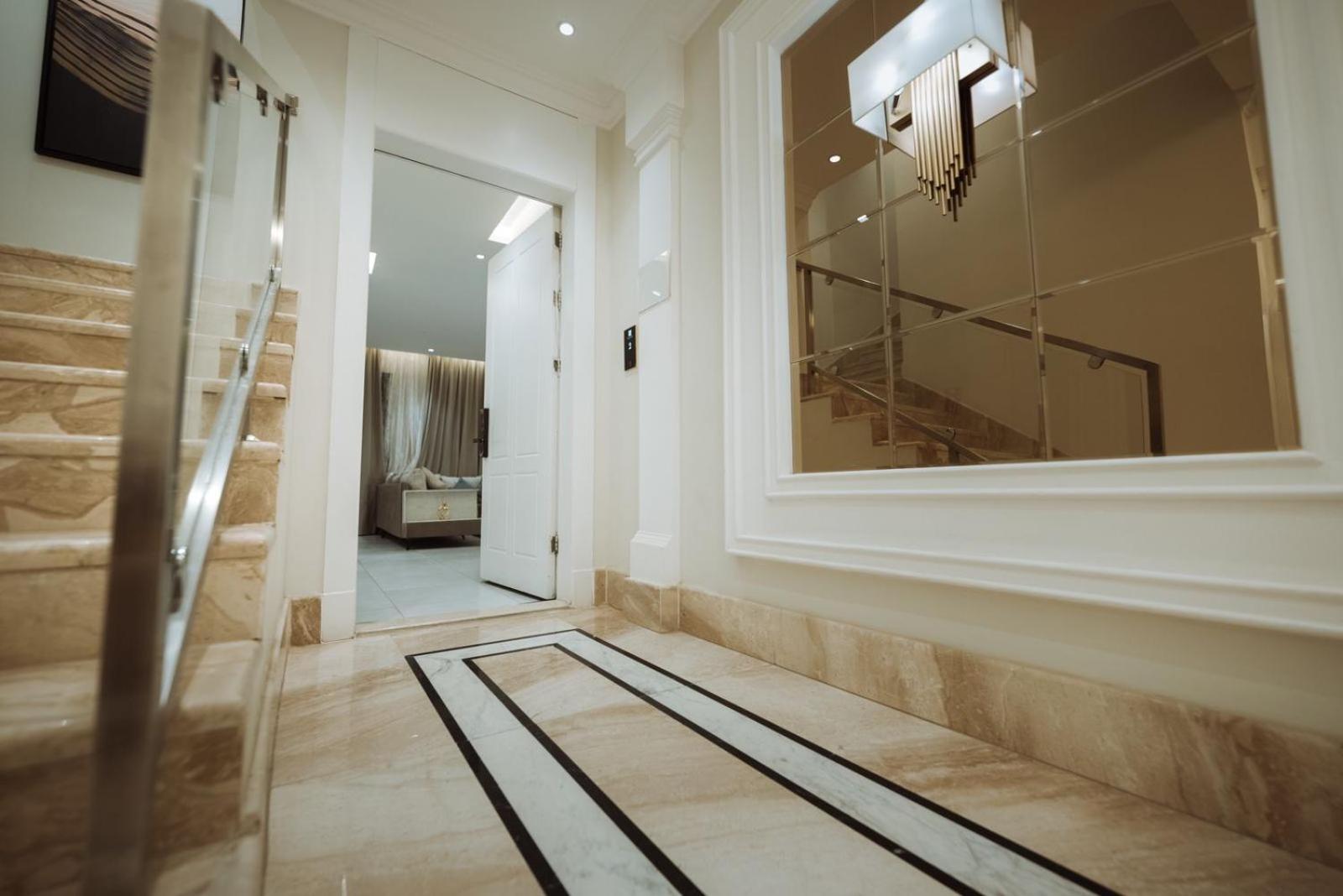 Riyadh luxury El Yasmin