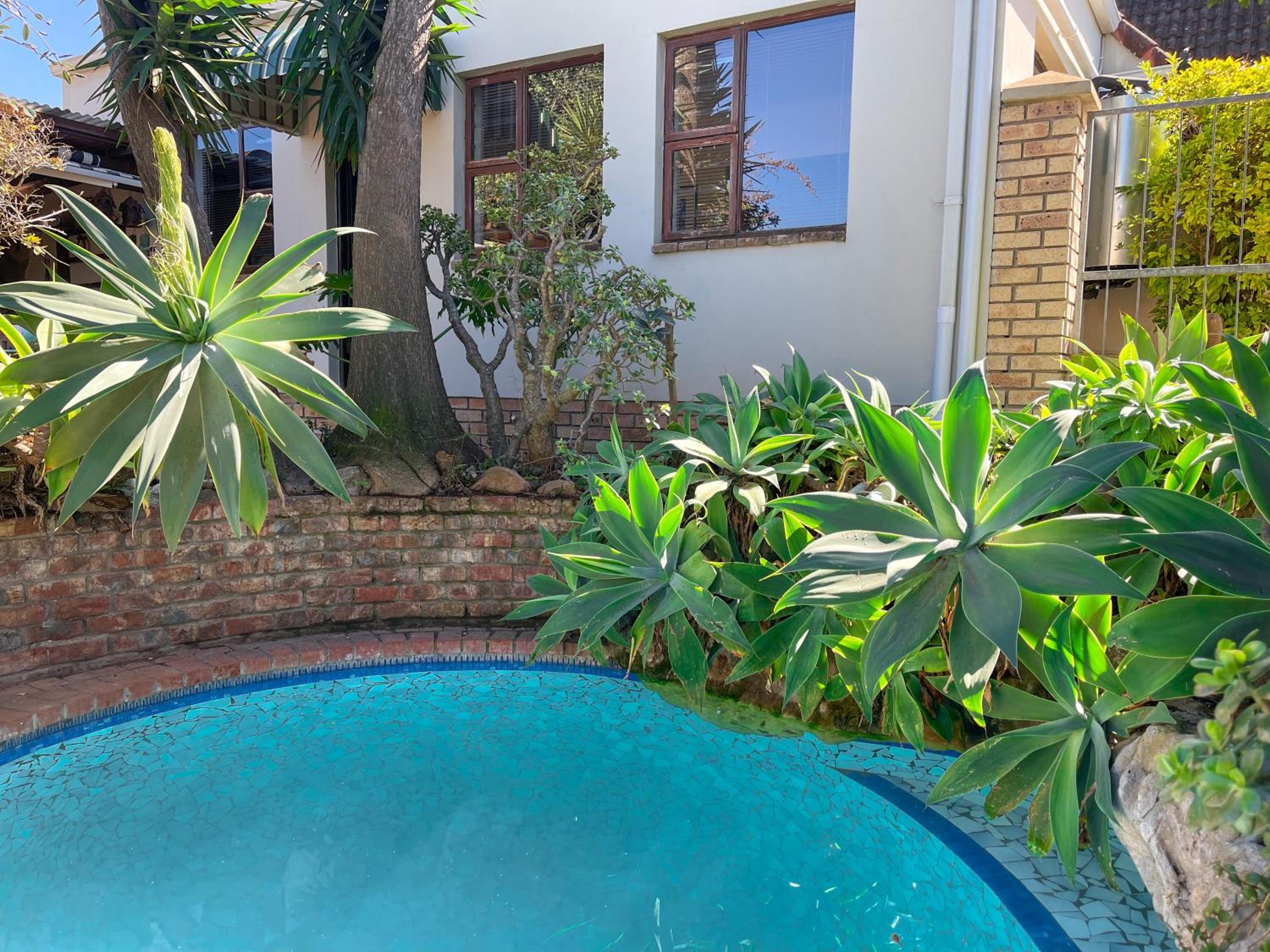 Albert Road Garden Guest House view 2
