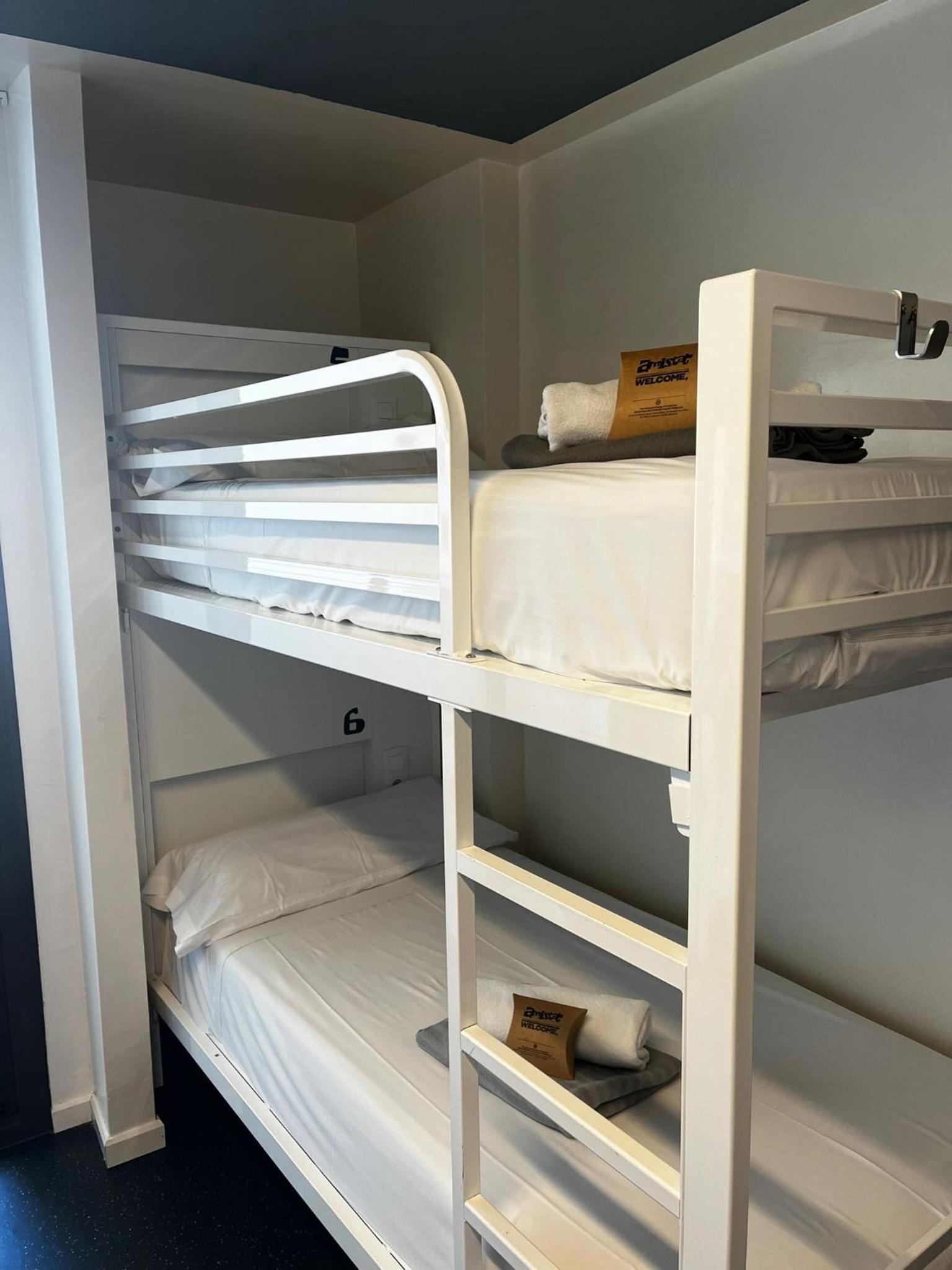 AMISTAT Island Hostel Ibiza - ALBERGUE JUVENIL