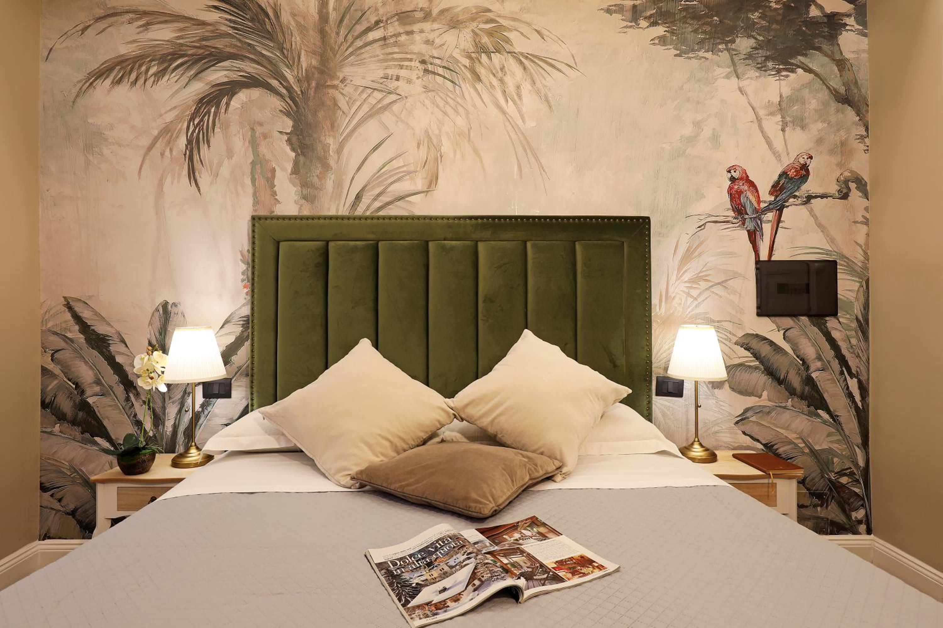 Grand Tour Rome Suites - Liberty Collection