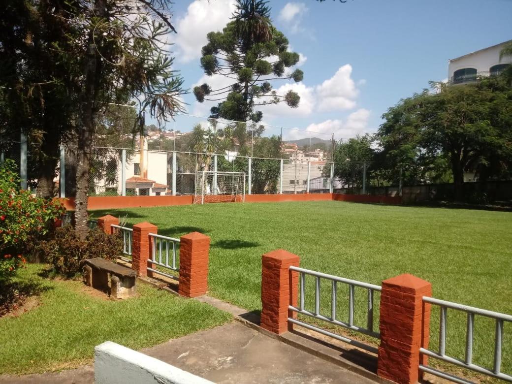 Apartamento no Condomínio Imperial