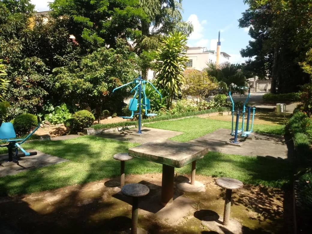 Apartamento no Condomínio Imperial