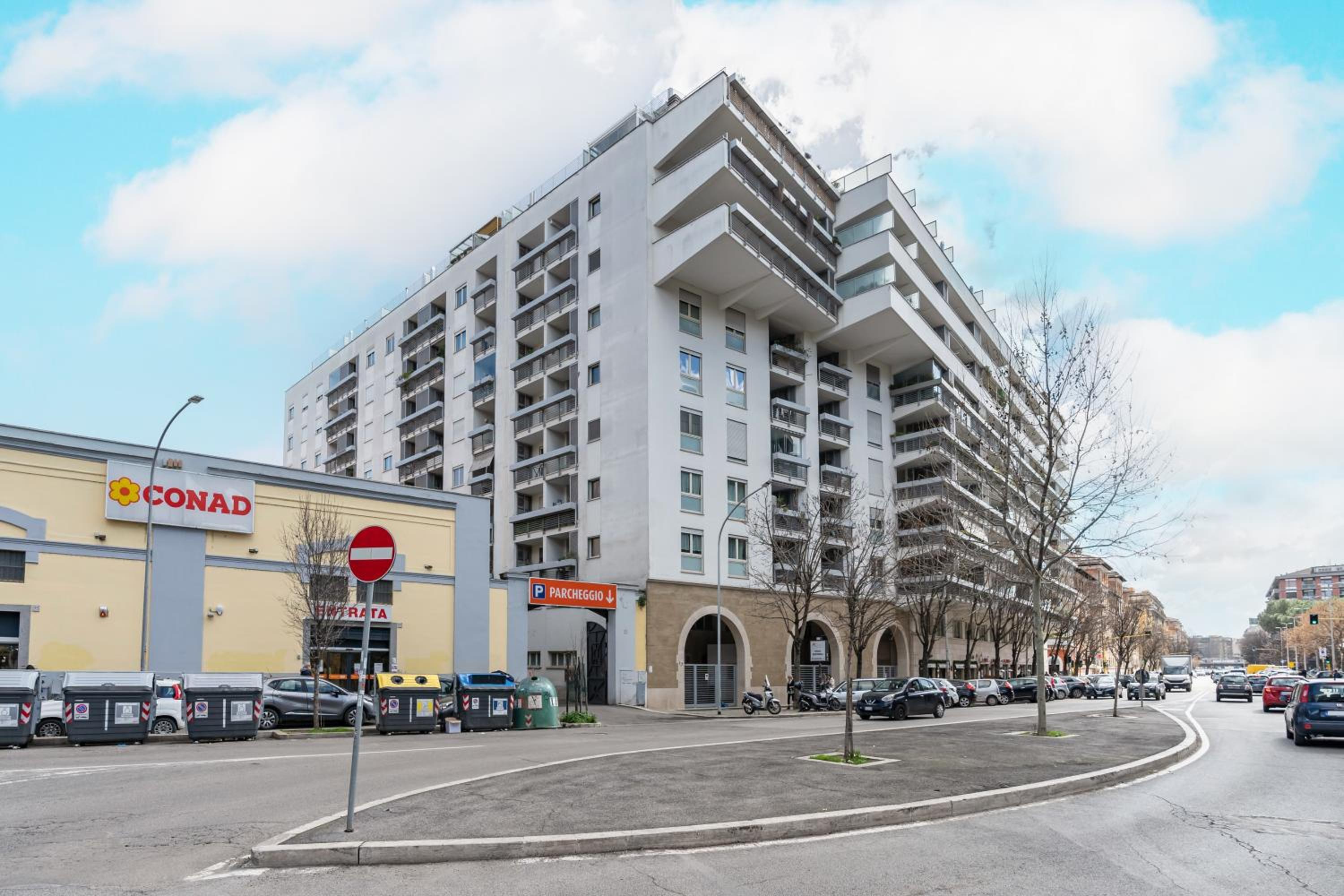 Portuense 107 - Bright Flat
