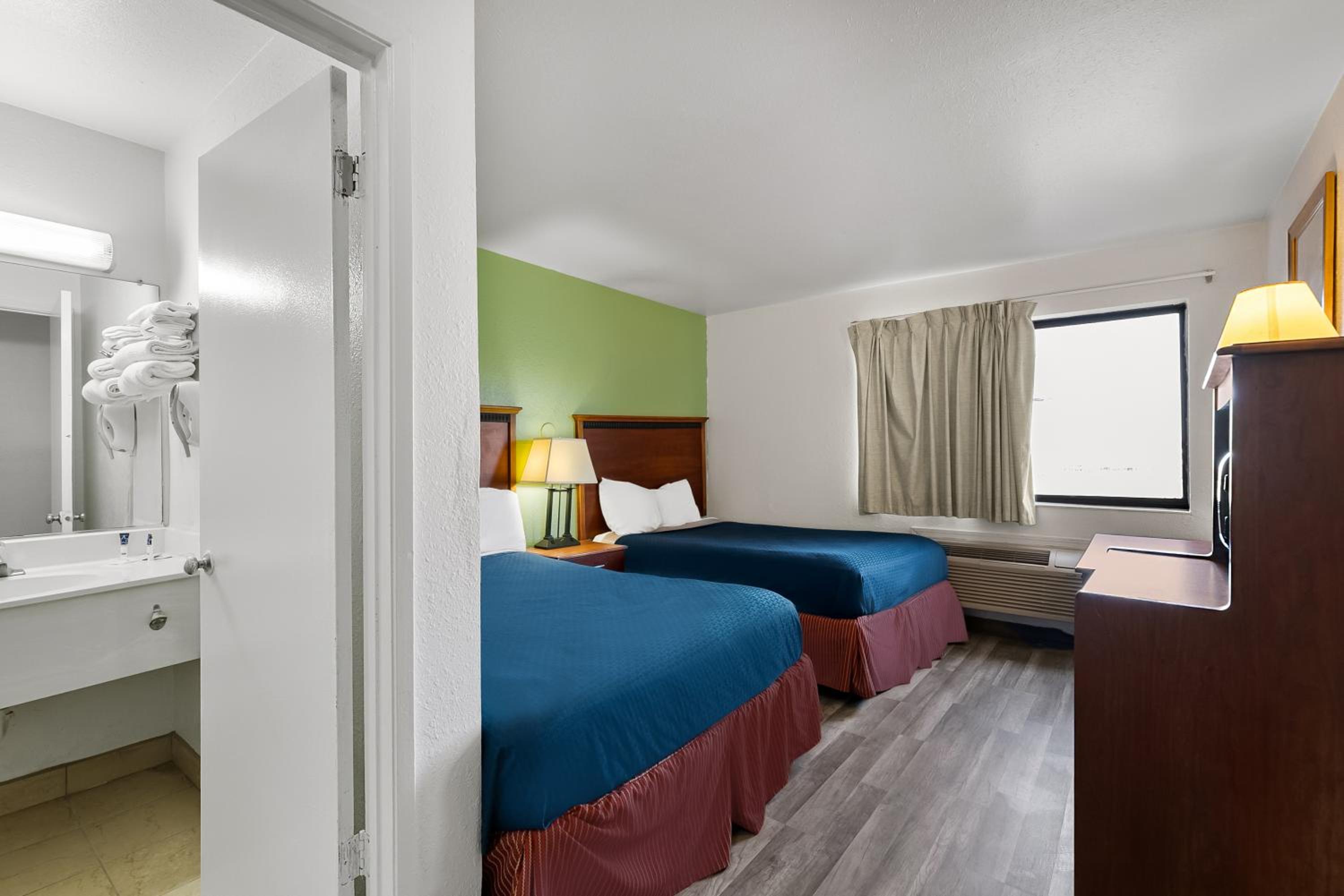 Americas Best Value Inn - Lincoln Airport