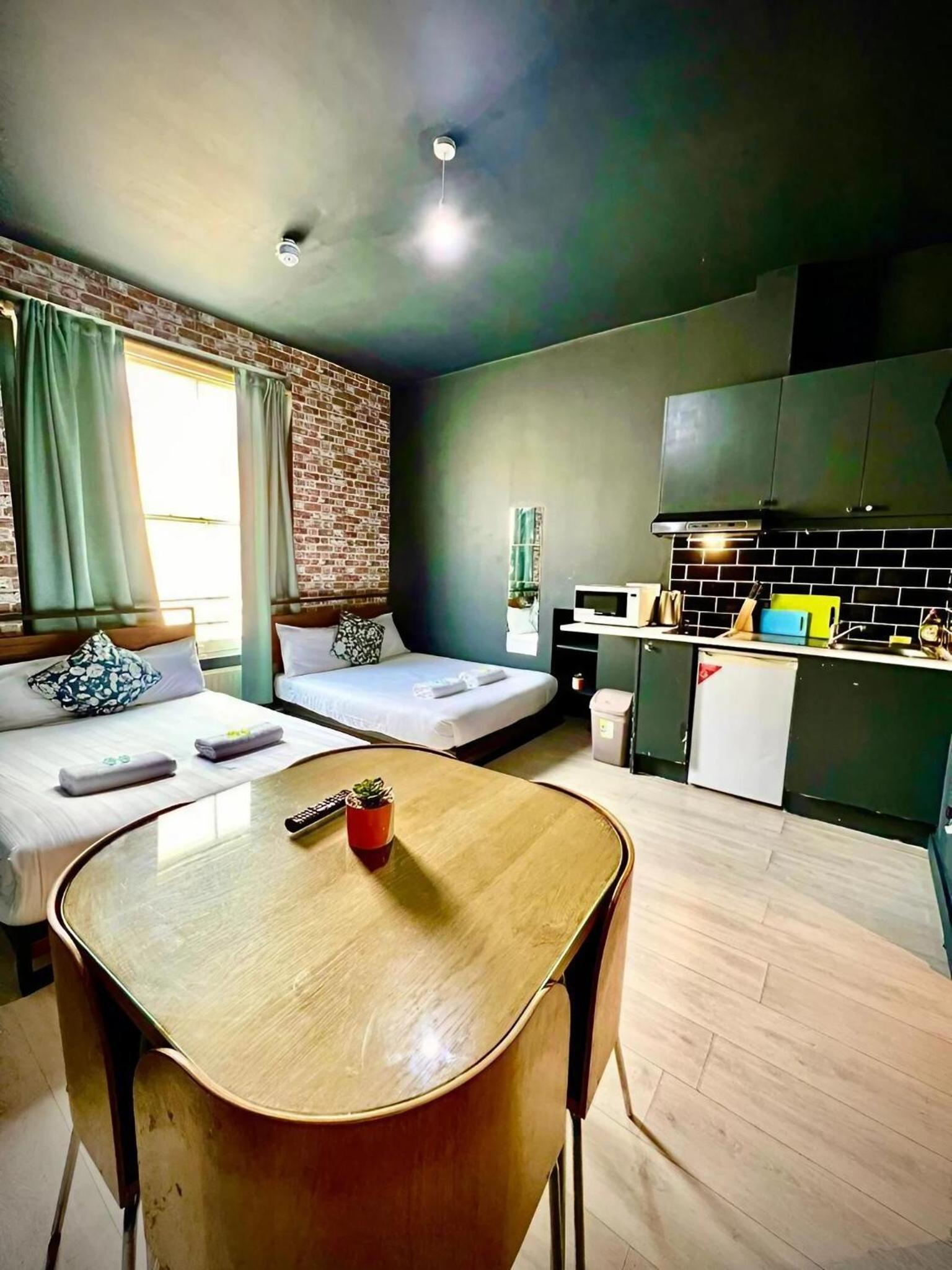 Modern Studios Close To Hyde Park