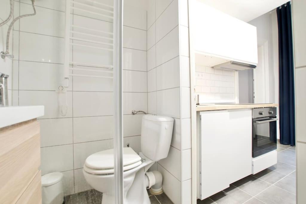 Standard Apartment by Hi5 - Wesselenyi str. Studio view 5
