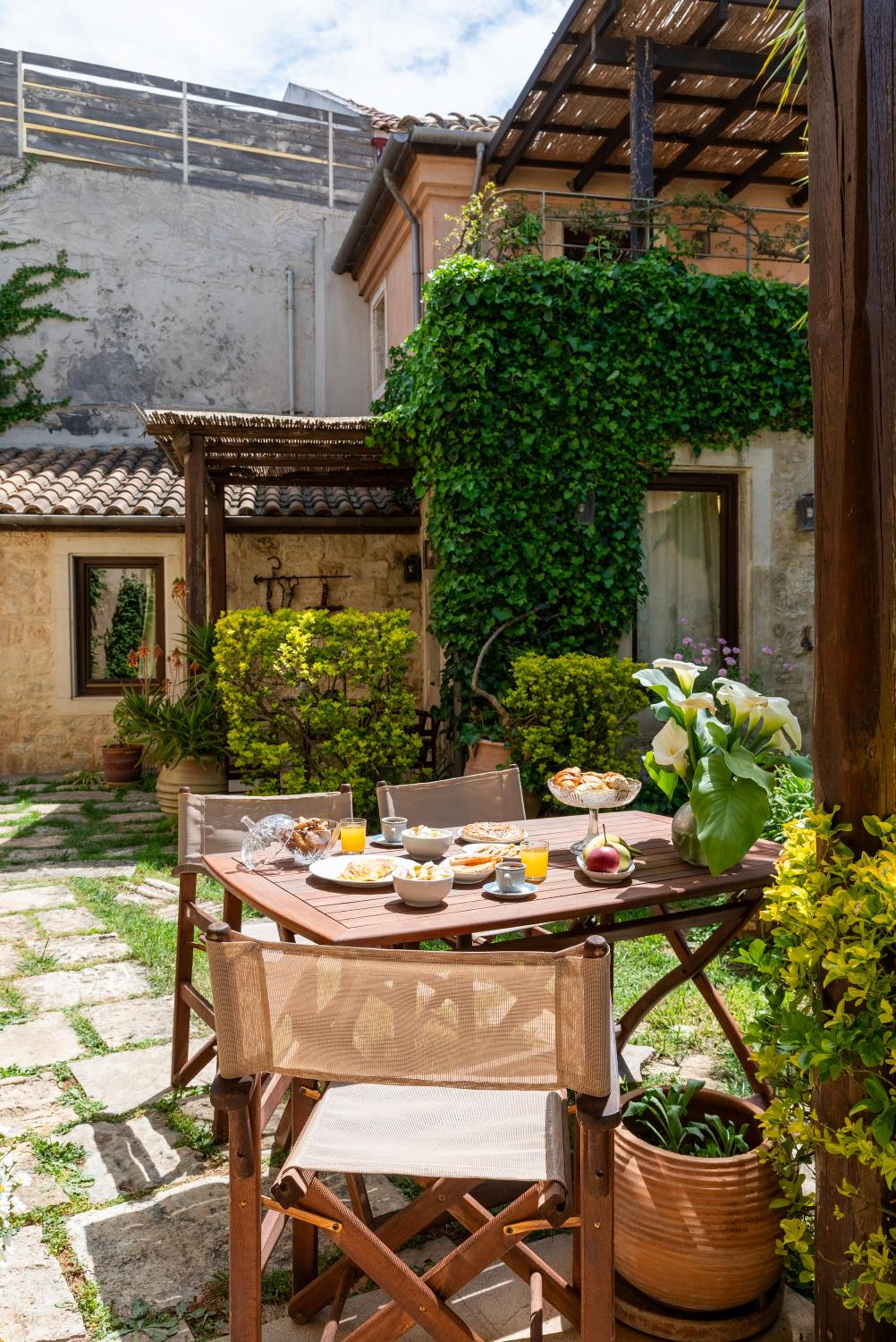 Kalimera Archanes Village